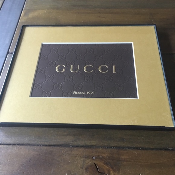 Gucci shopping bag with free mat and frame - Picture 4 of 4